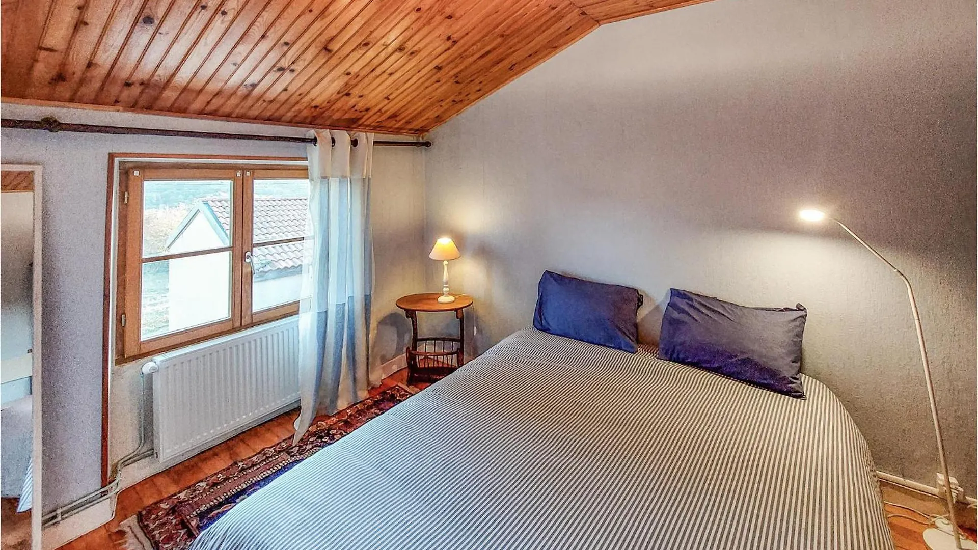 4 Bedroom Beautiful Home In Lantriac 0*,  France